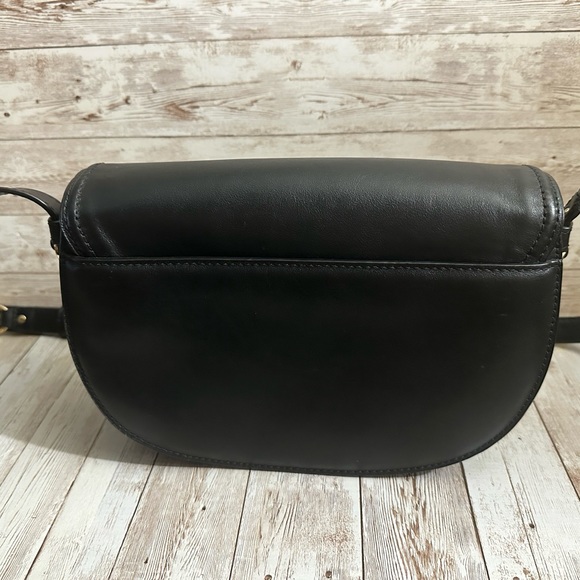 MICHAEL Michael Kors Womens Cary Leather Crossbody Saddle Handbag - Picture 3 of 6